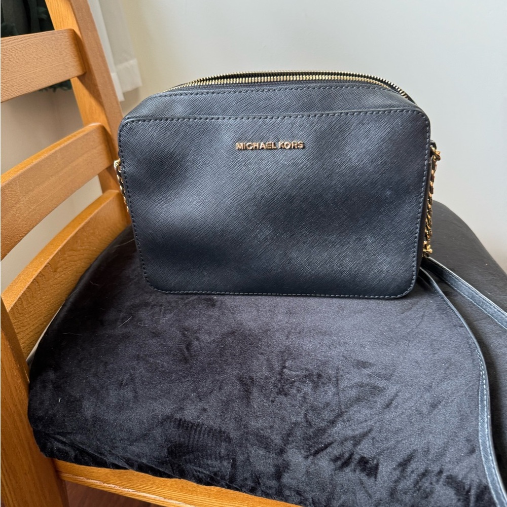 Michael Kors Jet Set East West Crossbody